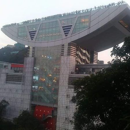 Zodiac Lodge Hong Kong Bagian luar foto