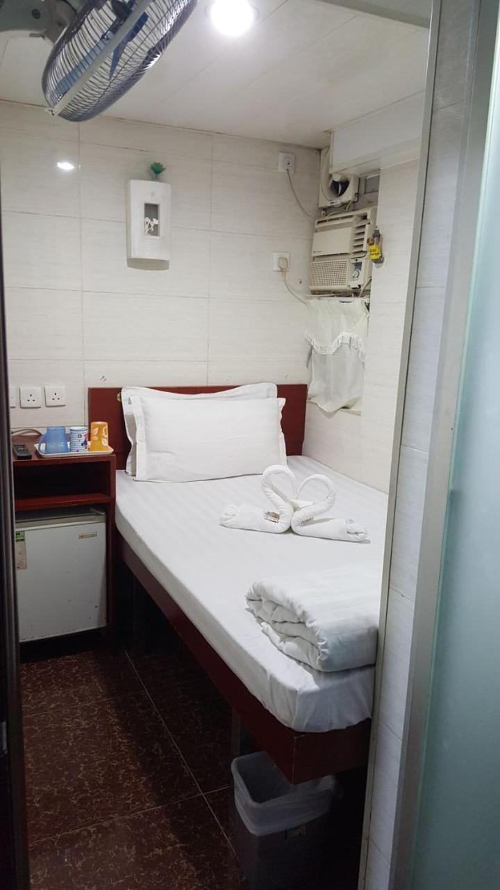 Zodiac Lodge Hong Kong Bagian luar foto